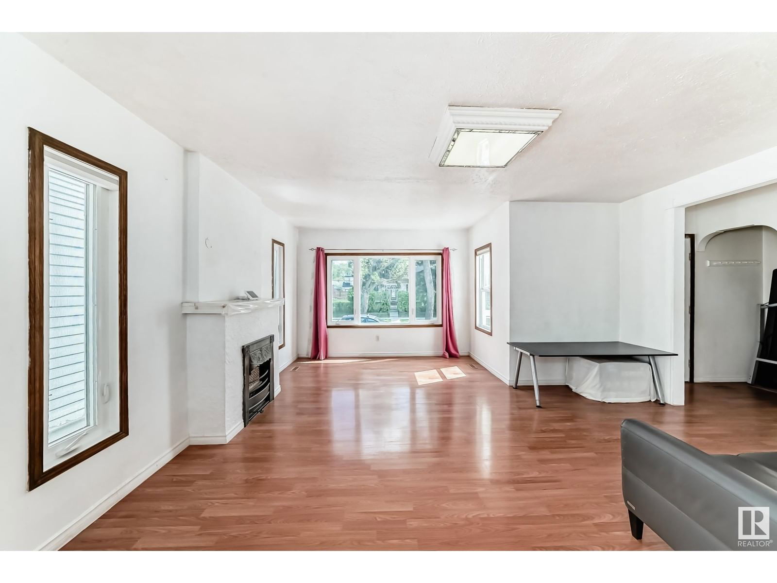 11216 94 St Edmonton, Alberta