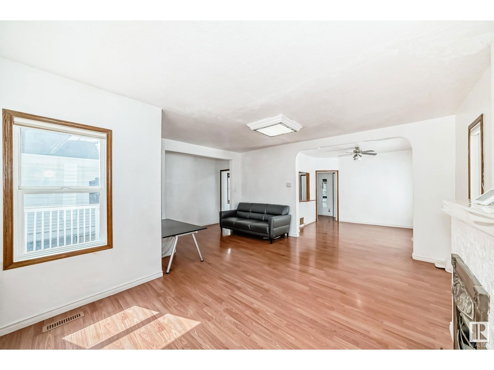 11216 94 St Edmonton, Alberta