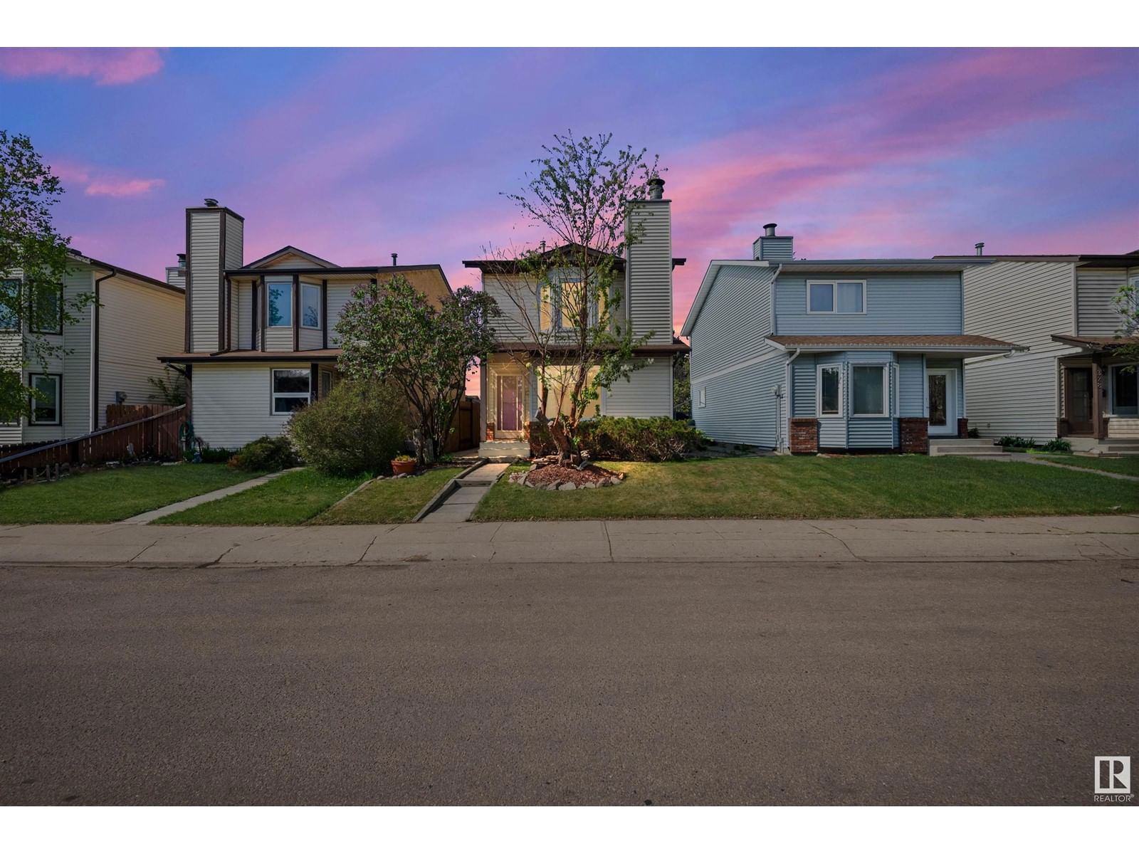 332 Kirkpatrick Cr Edmonton, Alberta
