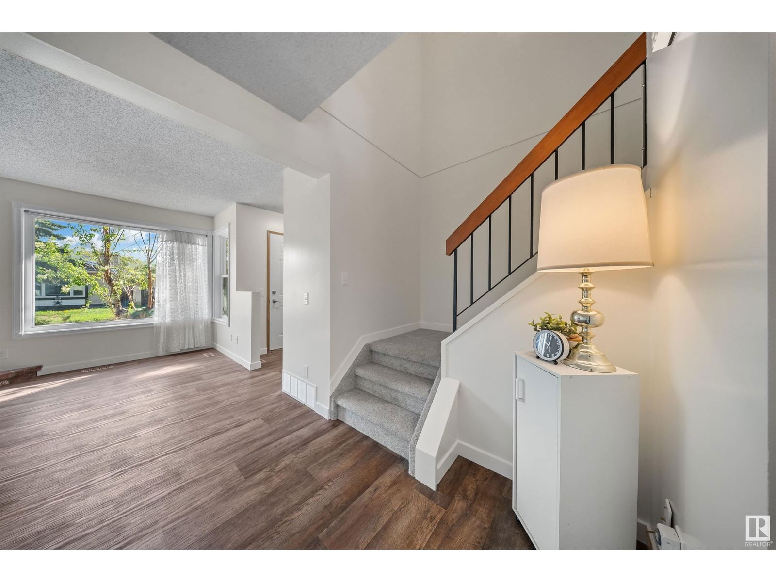 332 Kirkpatrick Cr Edmonton, Alberta