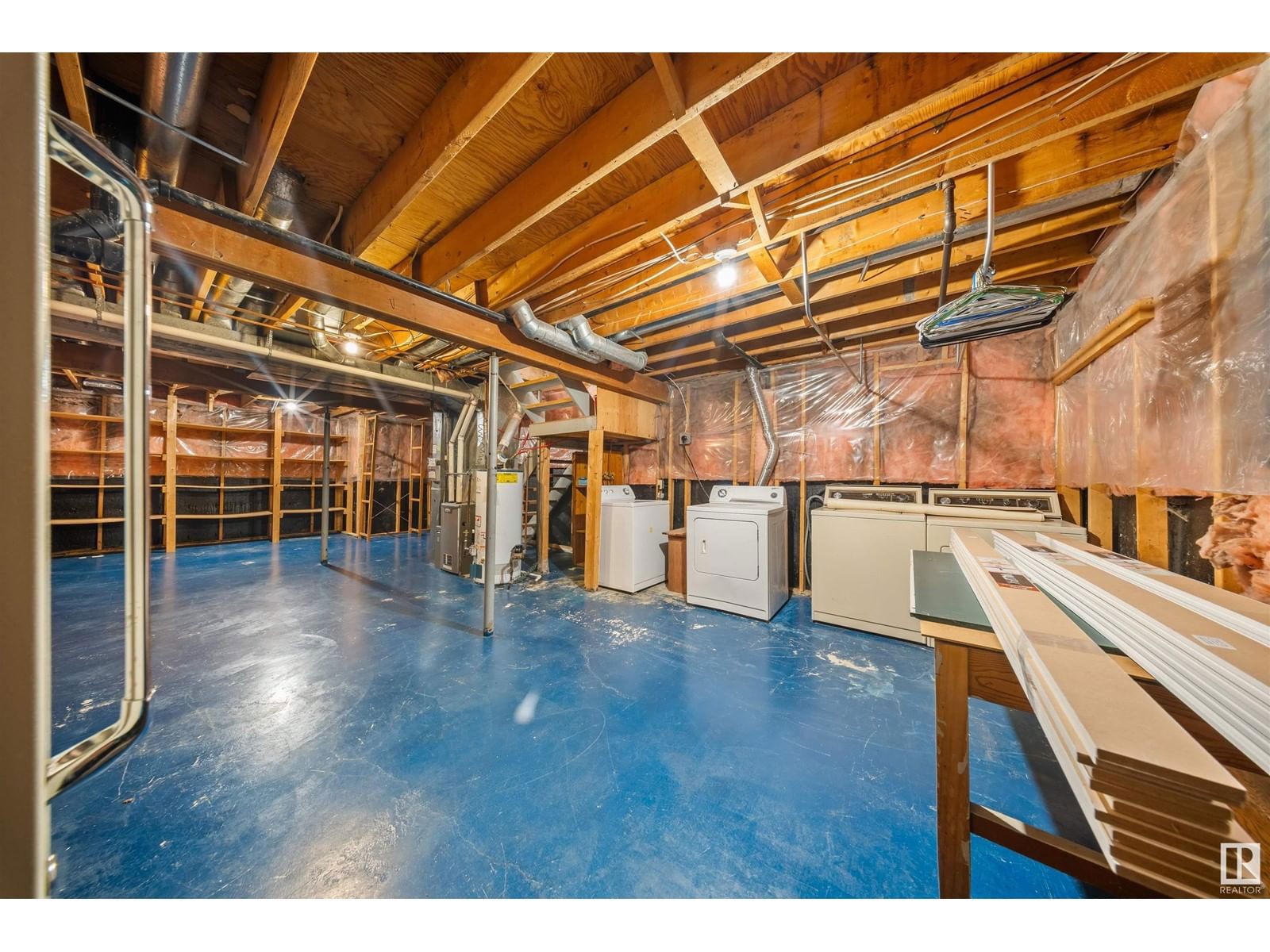 332 Kirkpatrick Cr Edmonton, Alberta