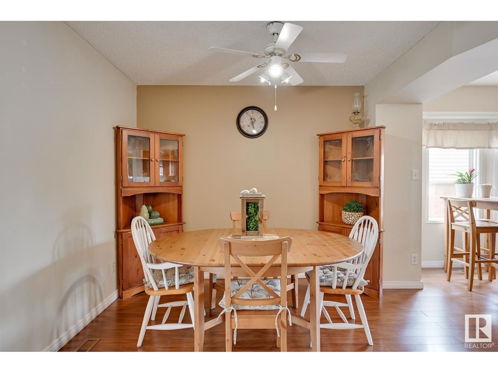 10440 16 Avenue Avenue Edmonton, Alberta