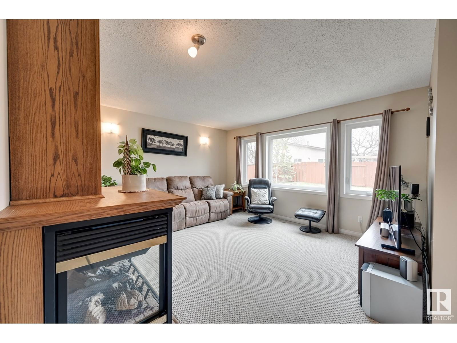 10440 16 Avenue Avenue Edmonton, Alberta