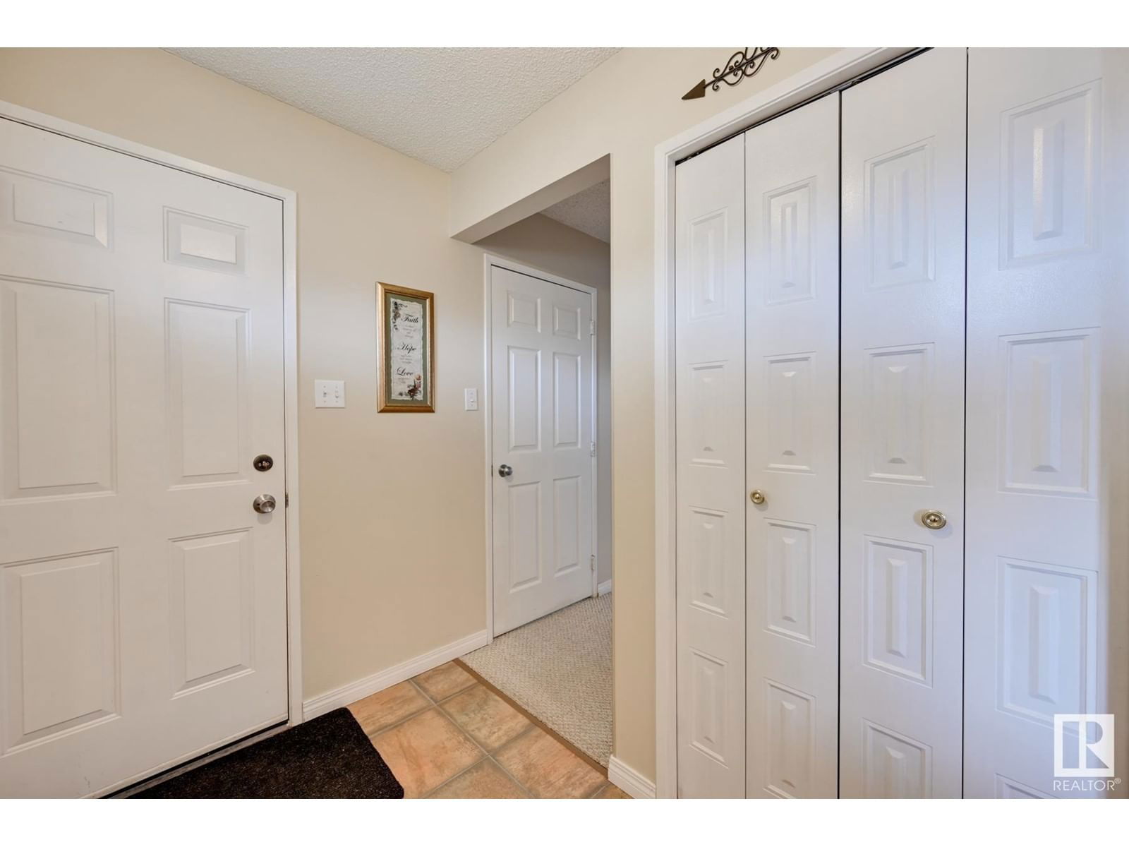 10440 16 Avenue Avenue Edmonton, Alberta