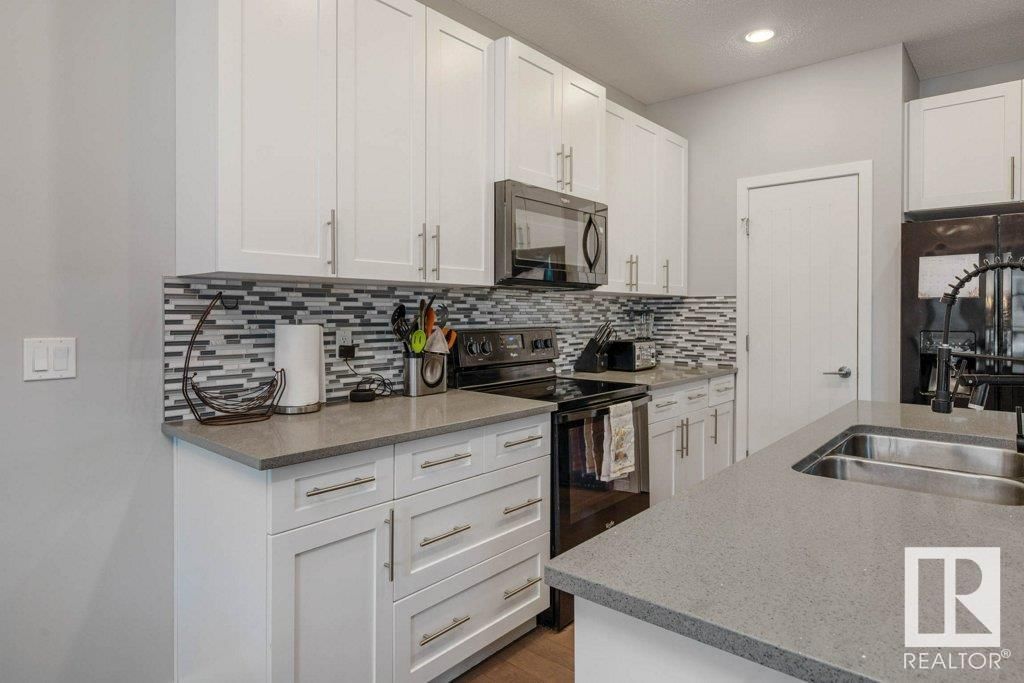 31 RIVIERE TC Image 12