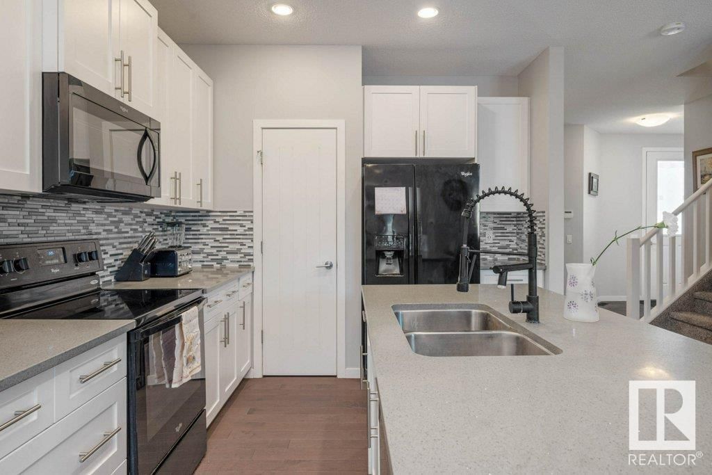 31 RIVIERE TC Image 13