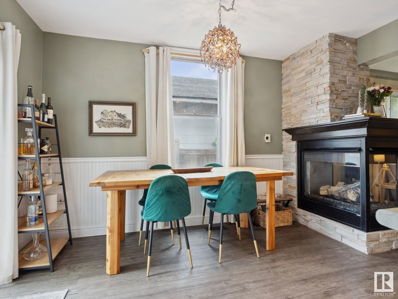 Nw - 11211 95a St Edmonton, Alberta
