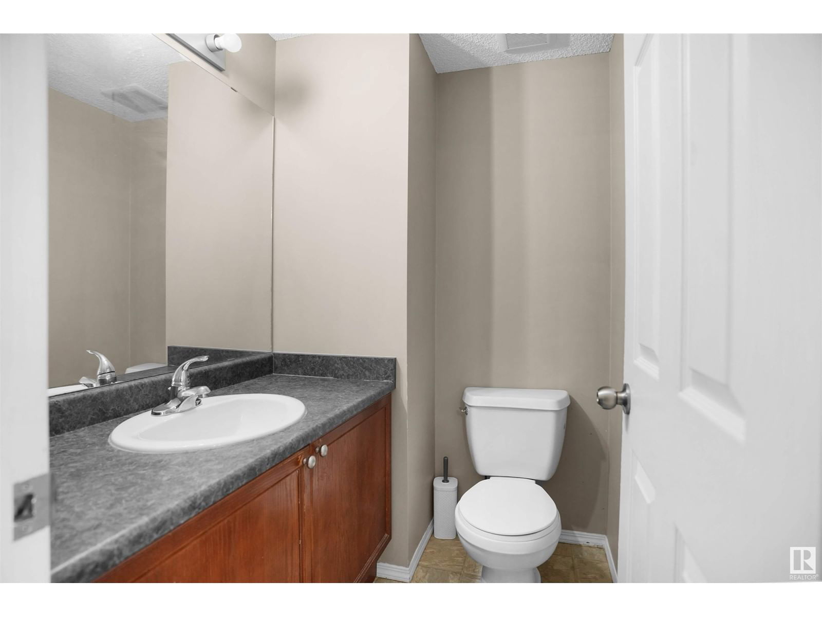 3455 11 St Edmonton, Alberta