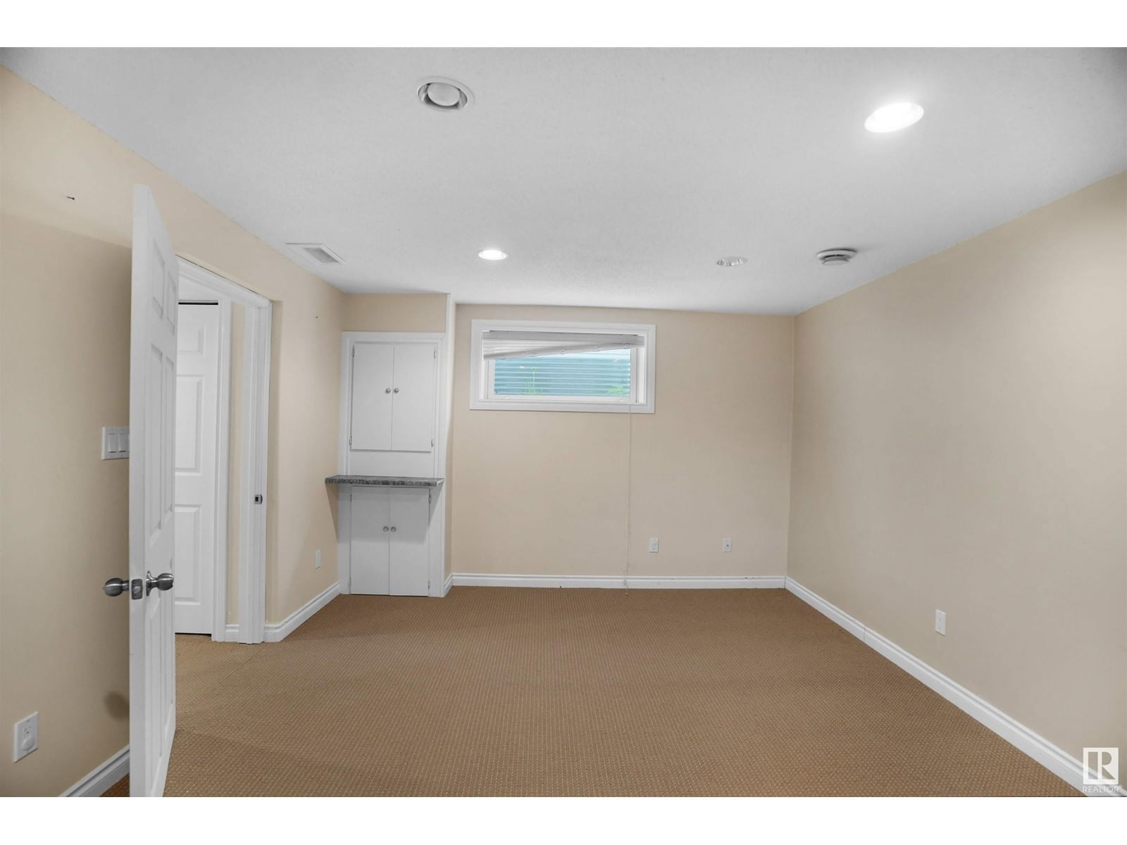 3455 11 St Edmonton, Alberta