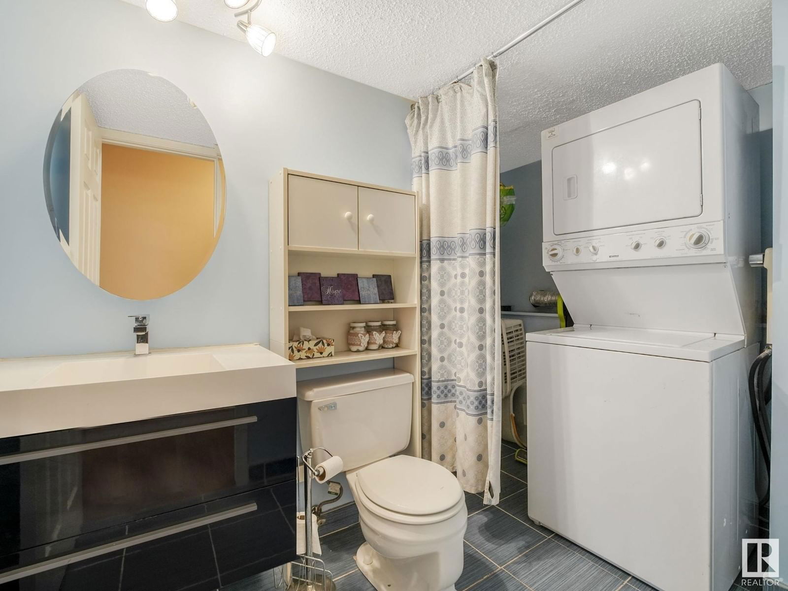 Nw - 18409 62b Av Edmonton, Alberta