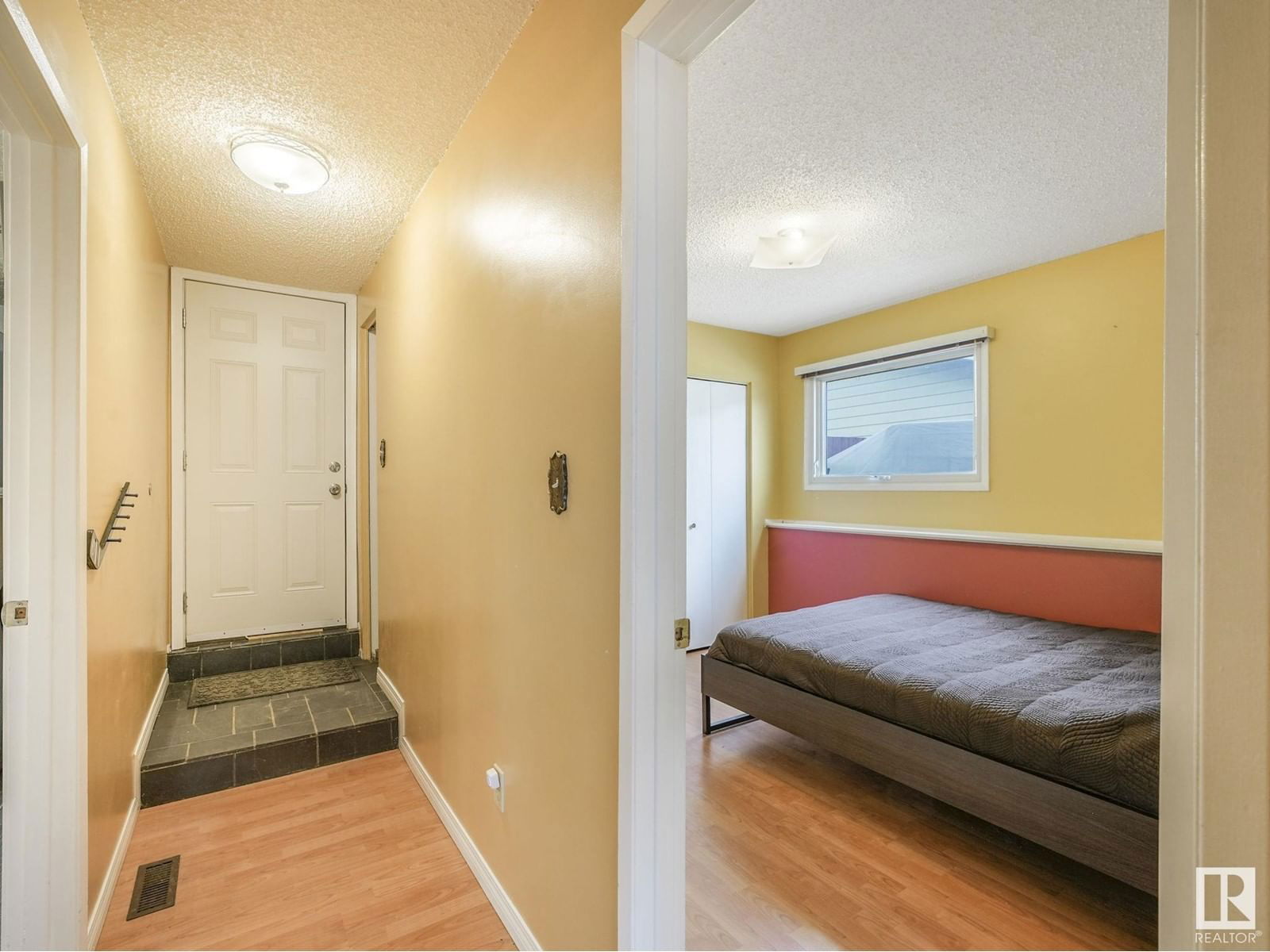 Nw - 18409 62b Av Edmonton, Alberta