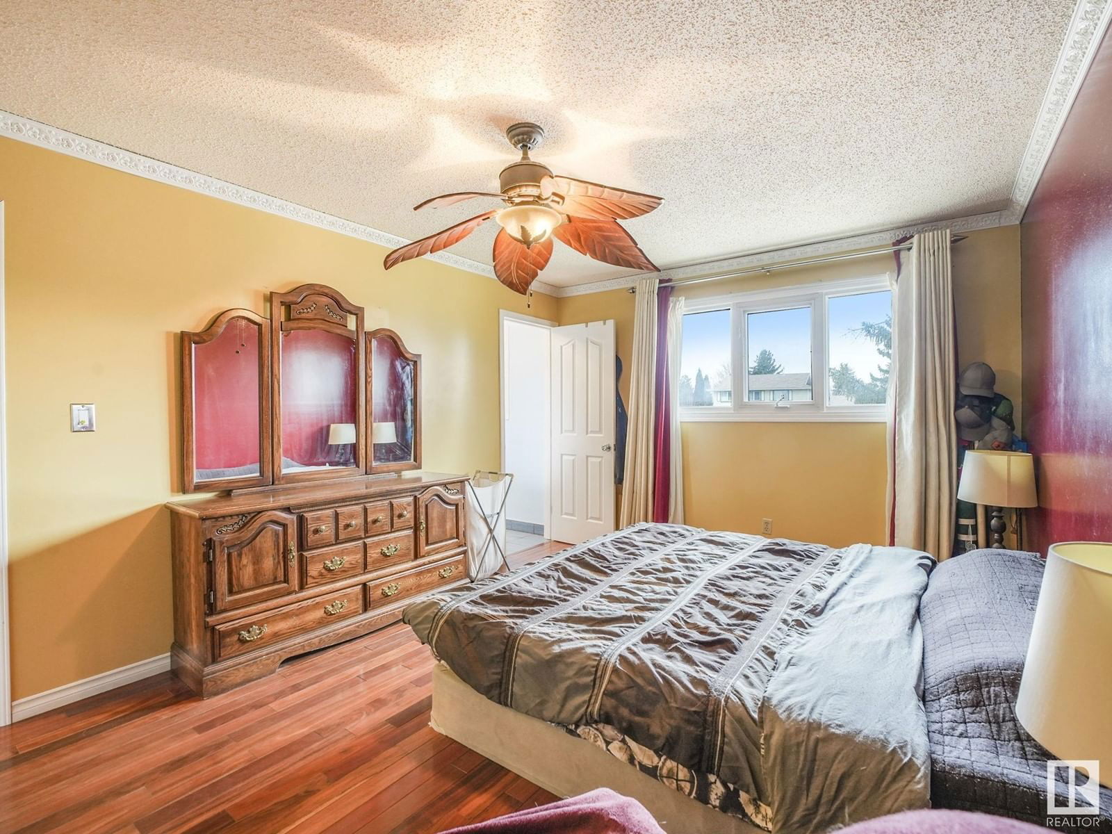 Nw - 18409 62b Av Edmonton, Alberta