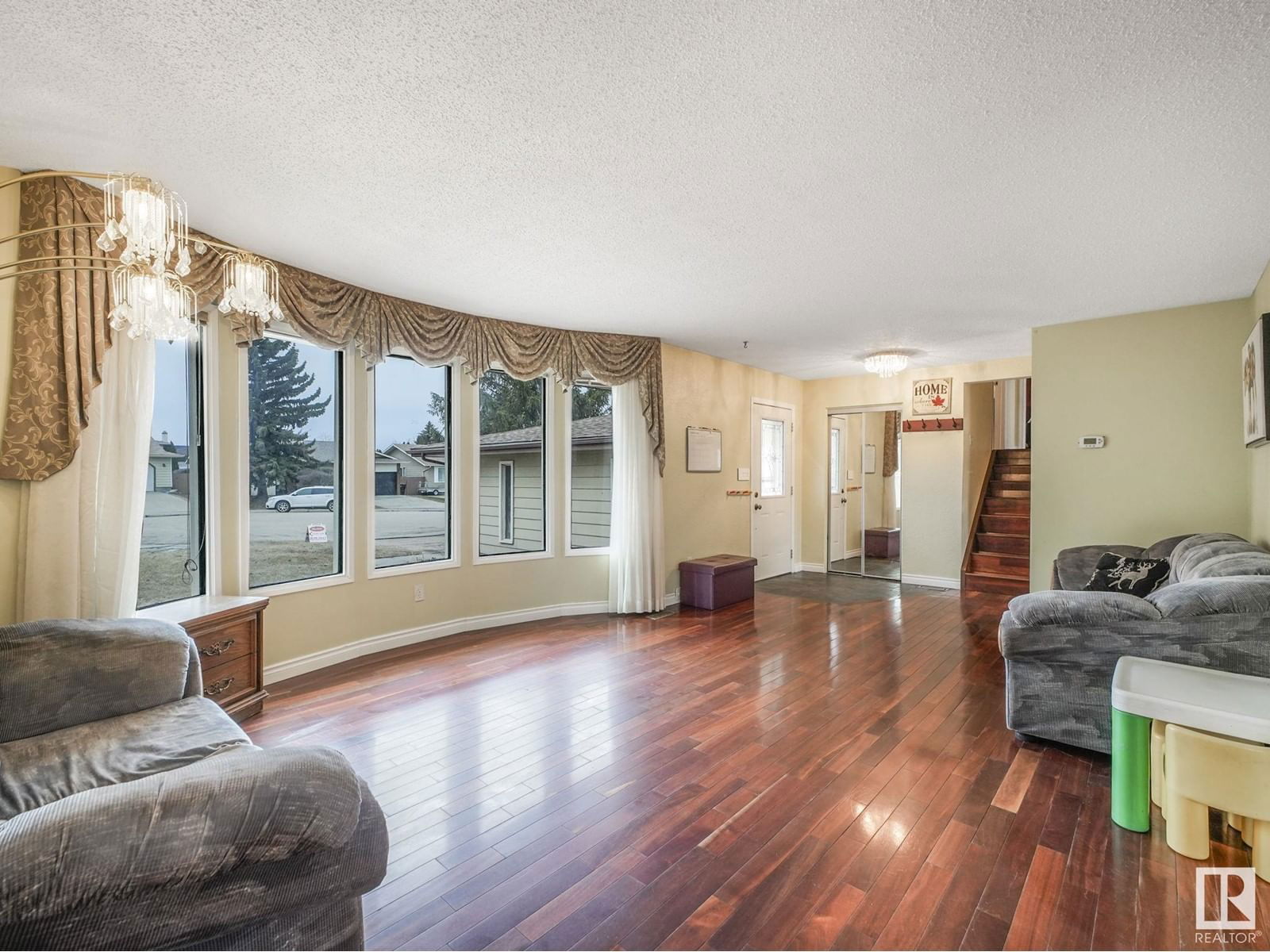 Nw - 18409 62b Av Edmonton, Alberta