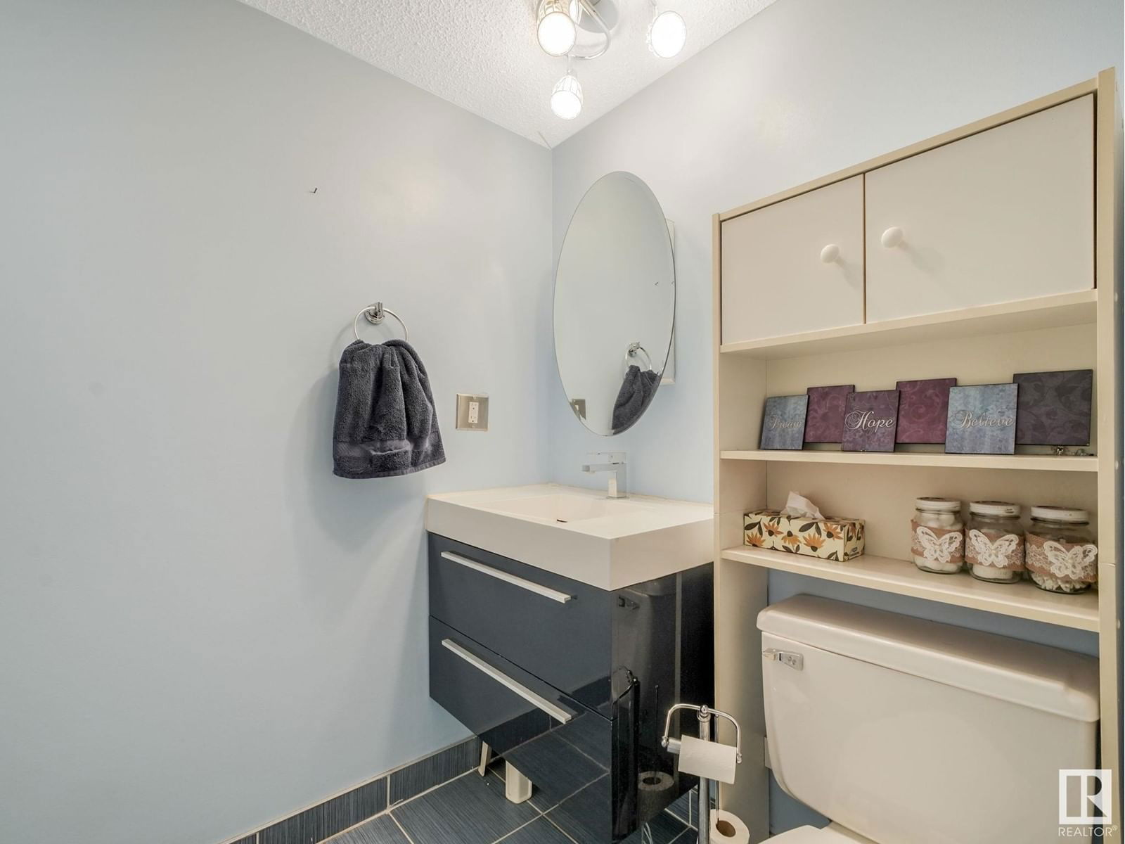 Nw - 18409 62b Av Edmonton, Alberta