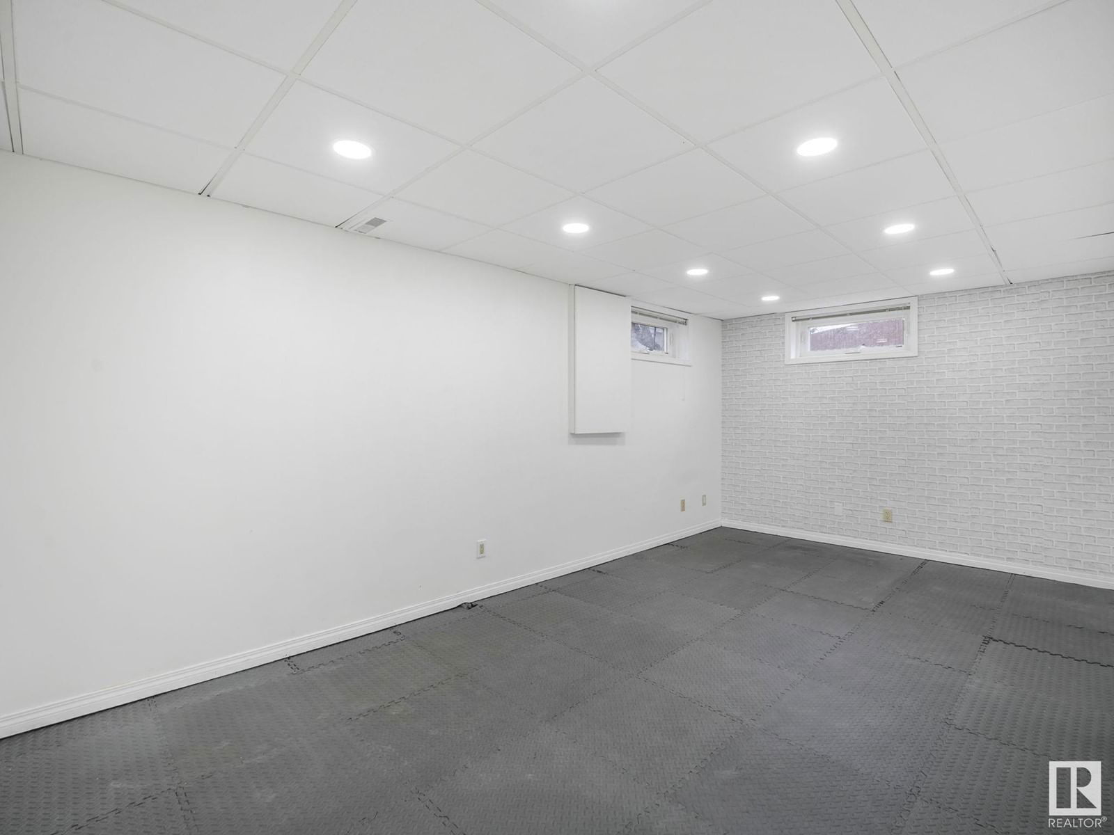 Nw - 18409 62b Av Edmonton, Alberta
