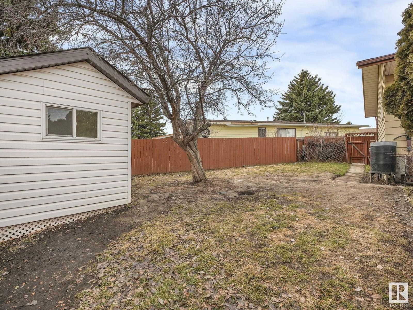 Nw - 18409 62b Av Edmonton, Alberta