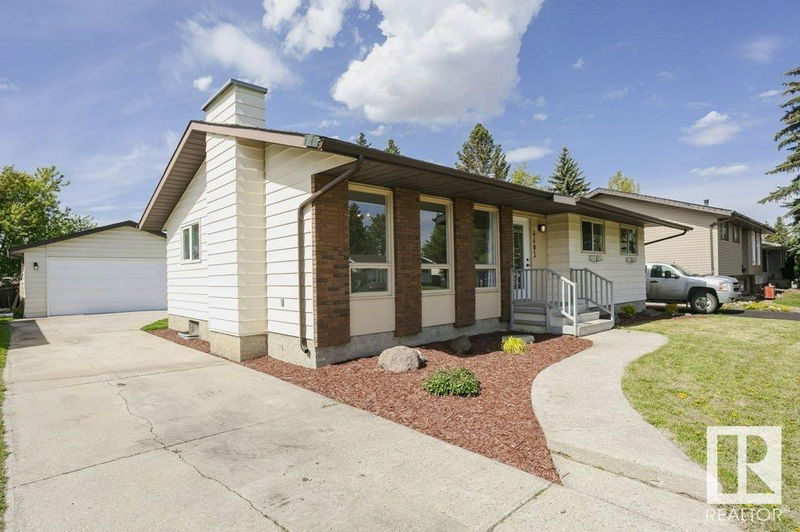 4403 54 Av Beaumont, Alberta