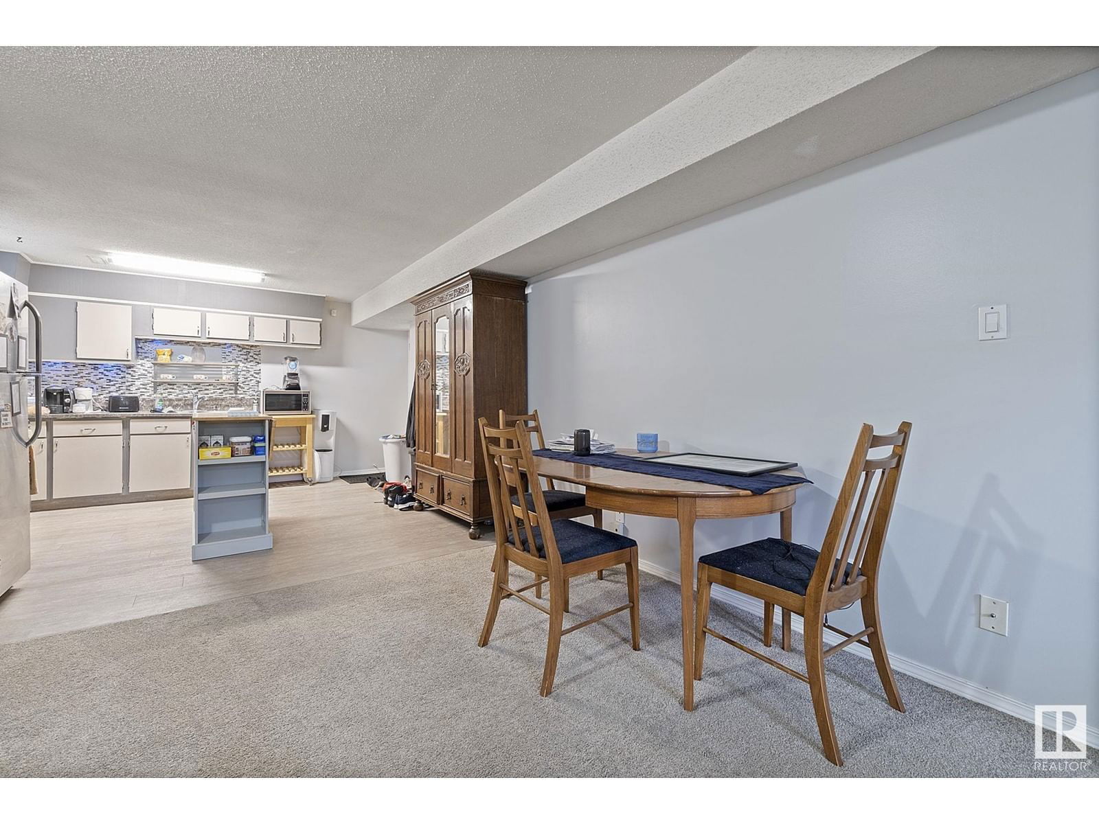 Nw - 3636 116 Av Edmonton, Alberta