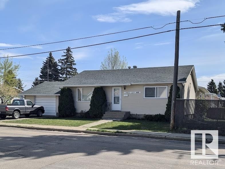 3422 119 Av Edmonton, Alberta