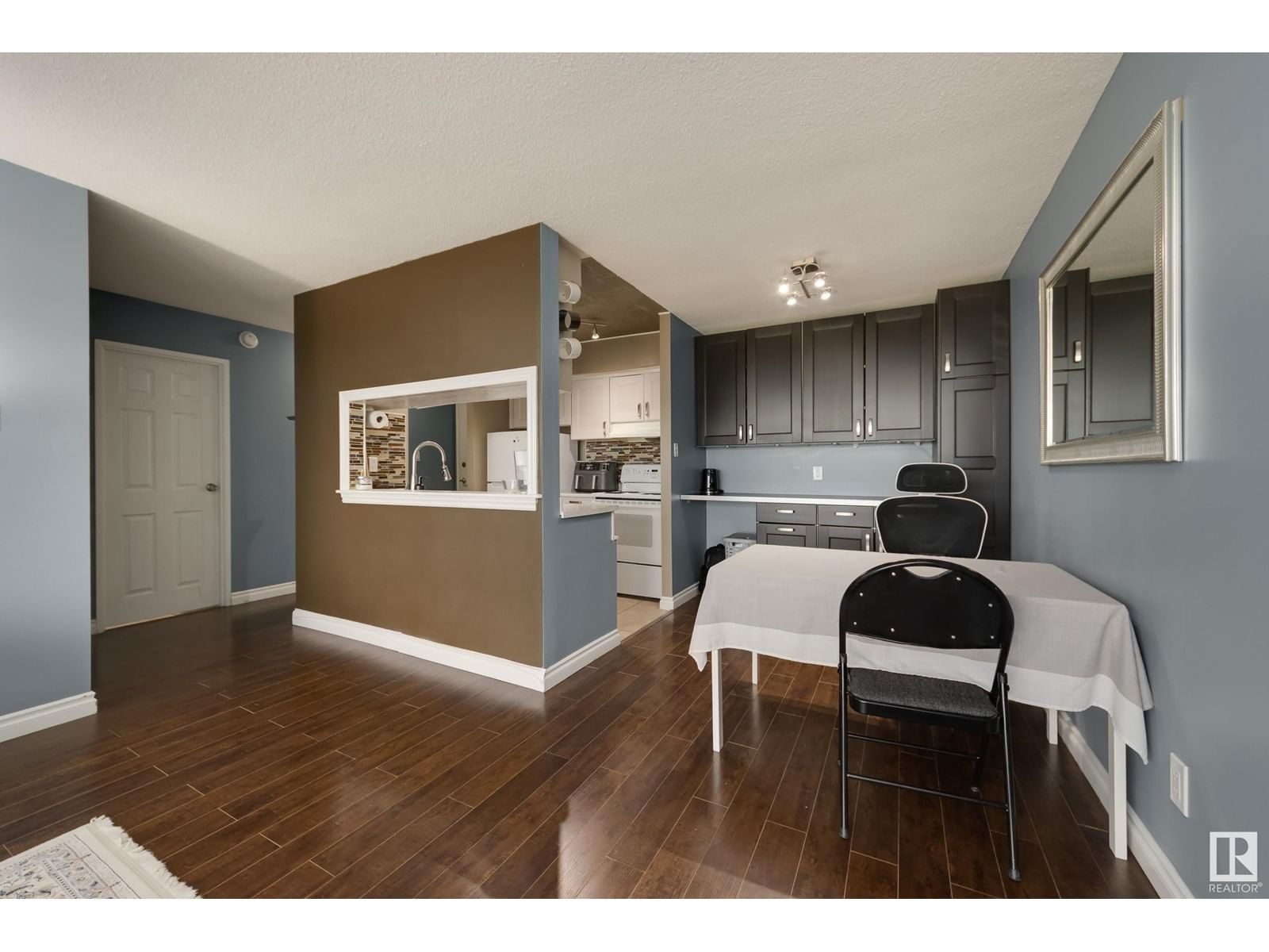 8315 - 1201 105 ST Image 14