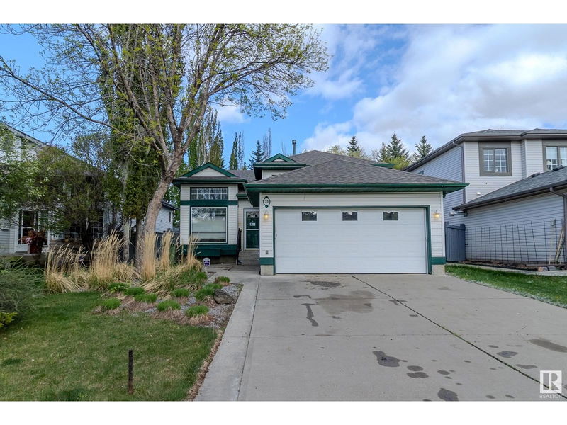 23 Oakmont Dr St. Albert, Alberta