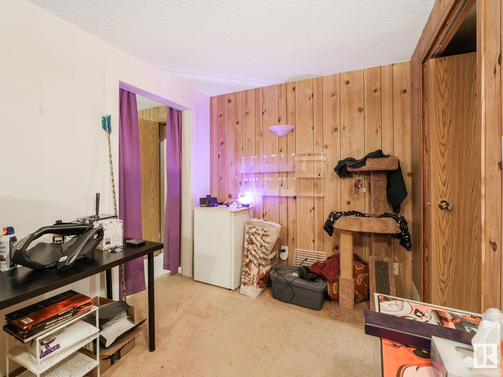 7120 39 Av Edmonton, Alberta