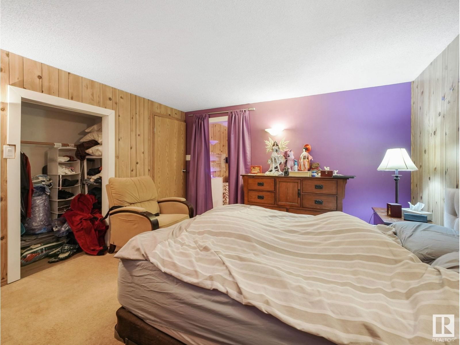 7120 39 Av Edmonton, Alberta