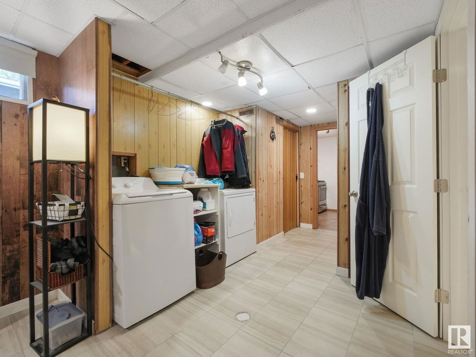 7120 39 Av Edmonton, Alberta