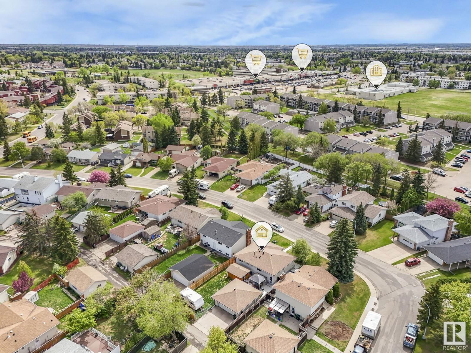 7120 39 Av Edmonton, Alberta