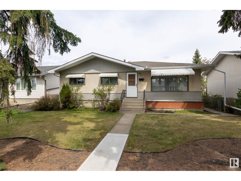 10804 52 Av Edmonton, Alberta