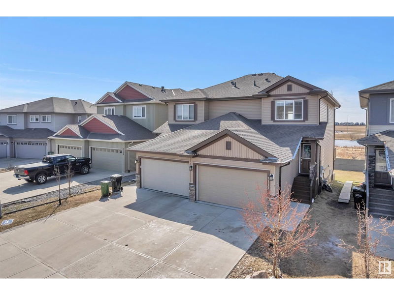 3113 11 Av Edmonton, Alberta