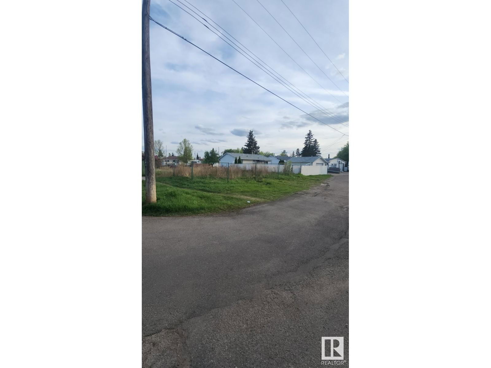 NW - 10810 156 ST Image 6