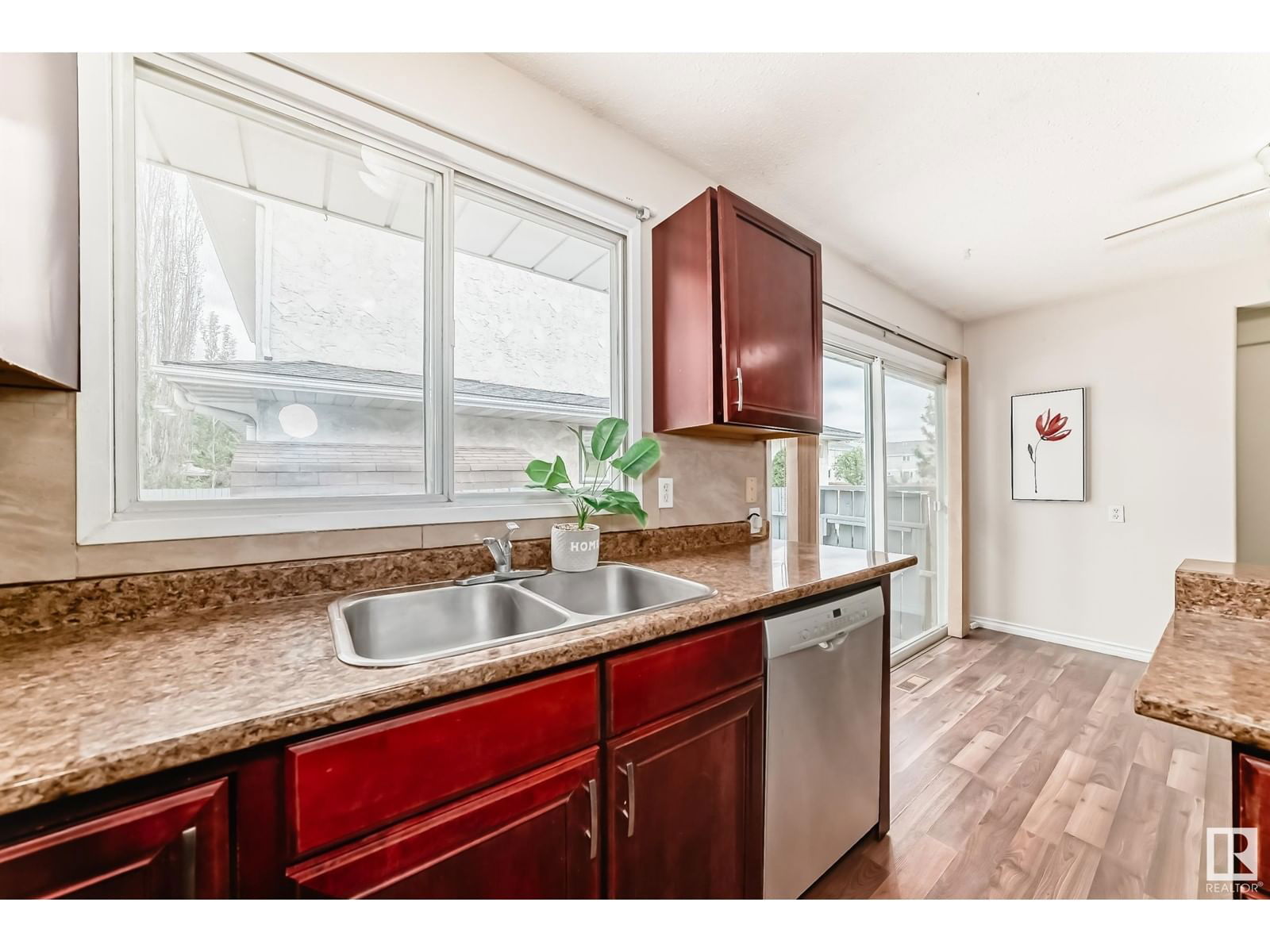 NW - 11820 152 AV Image 19