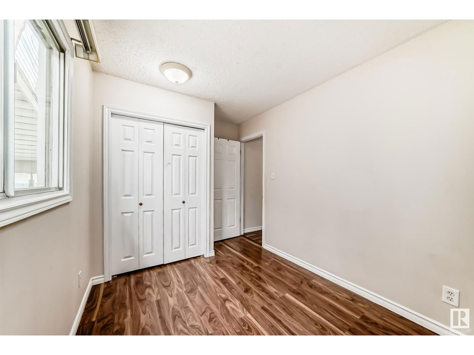 NW - 11820 152 AV Image 30