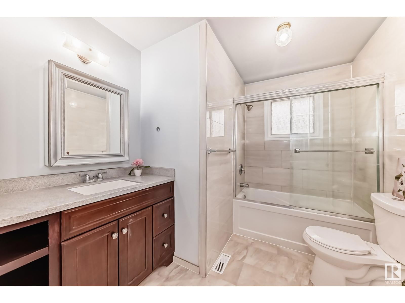 NW - 11820 152 AV Image 31