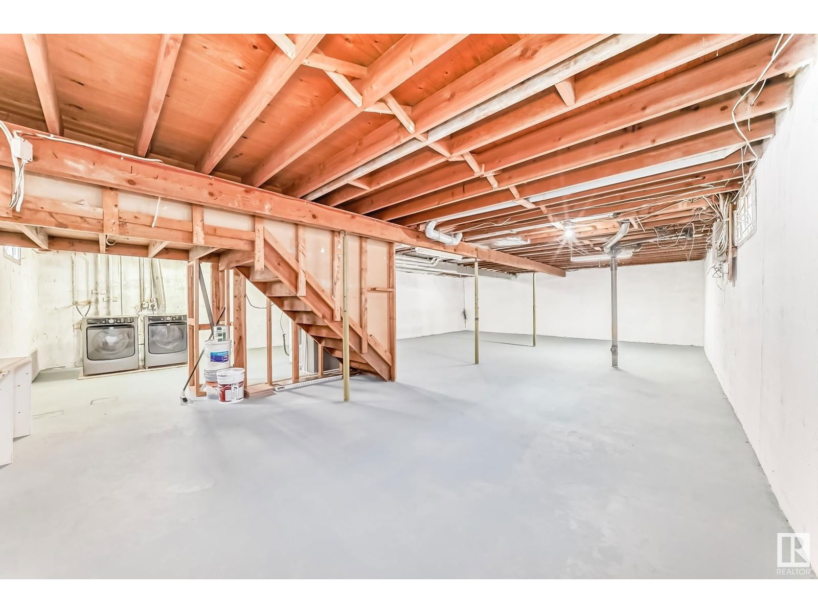 NW - 11820 152 AV Image 33