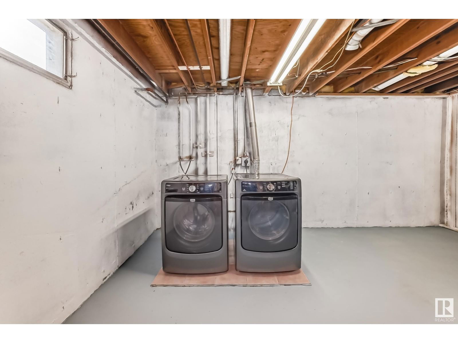 NW - 11820 152 AV Image 34