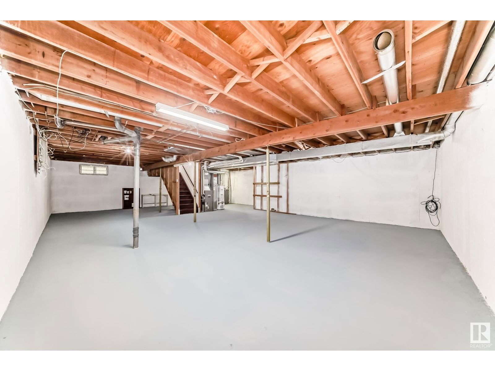 NW - 11820 152 AV Image 37