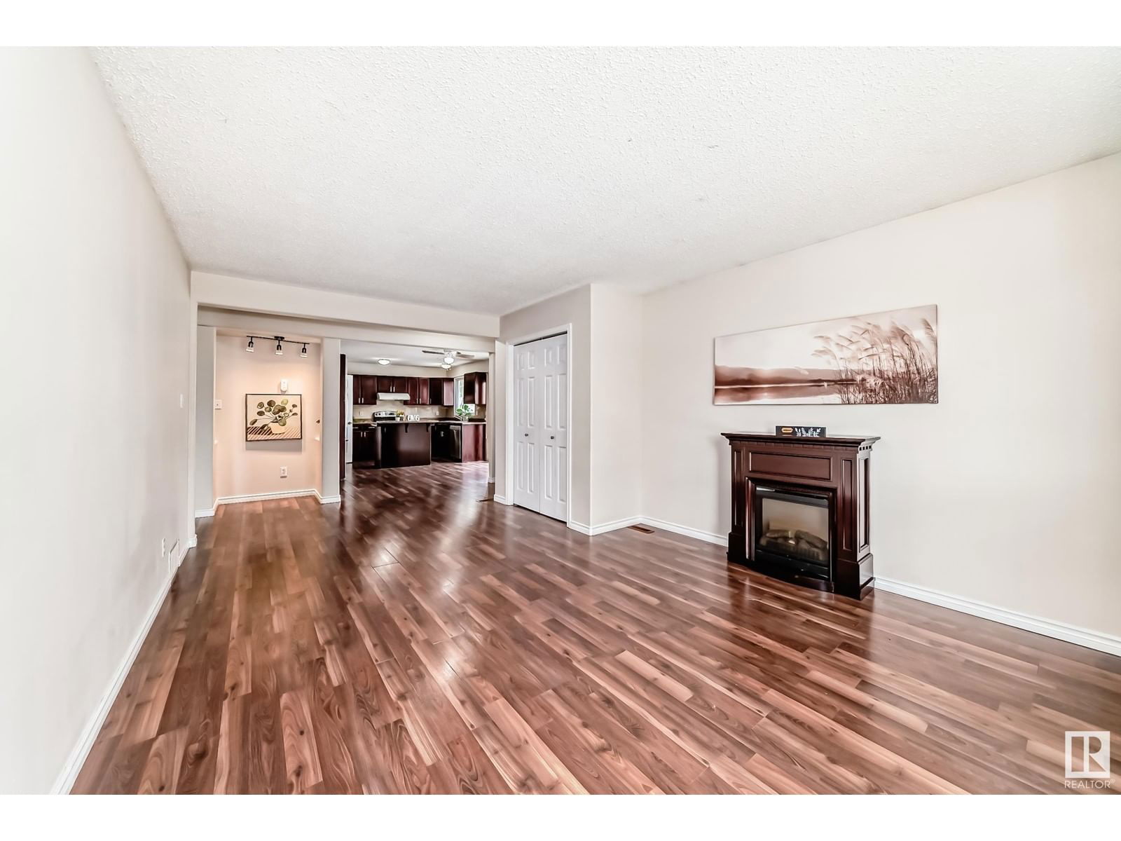 NW - 11820 152 AV Image 8
