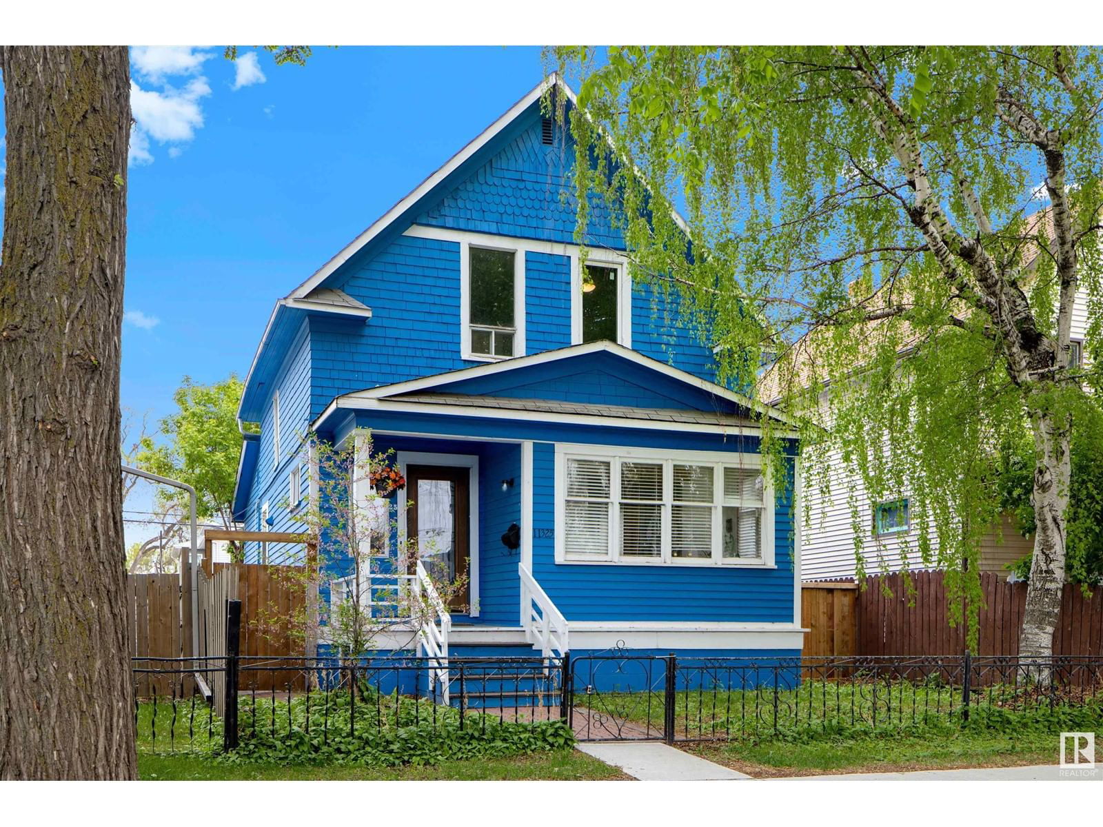 11325 96 St Edmonton, Alberta
