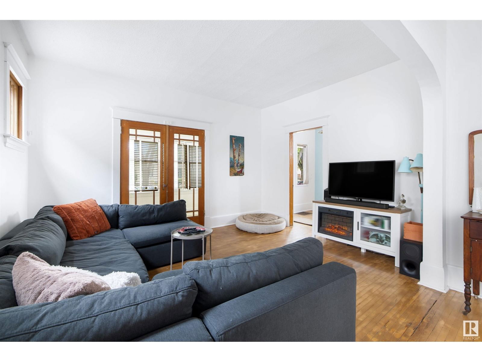 11325 96 St Edmonton, Alberta