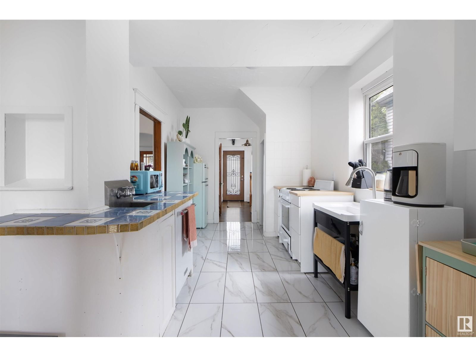 11325 96 St Edmonton, Alberta