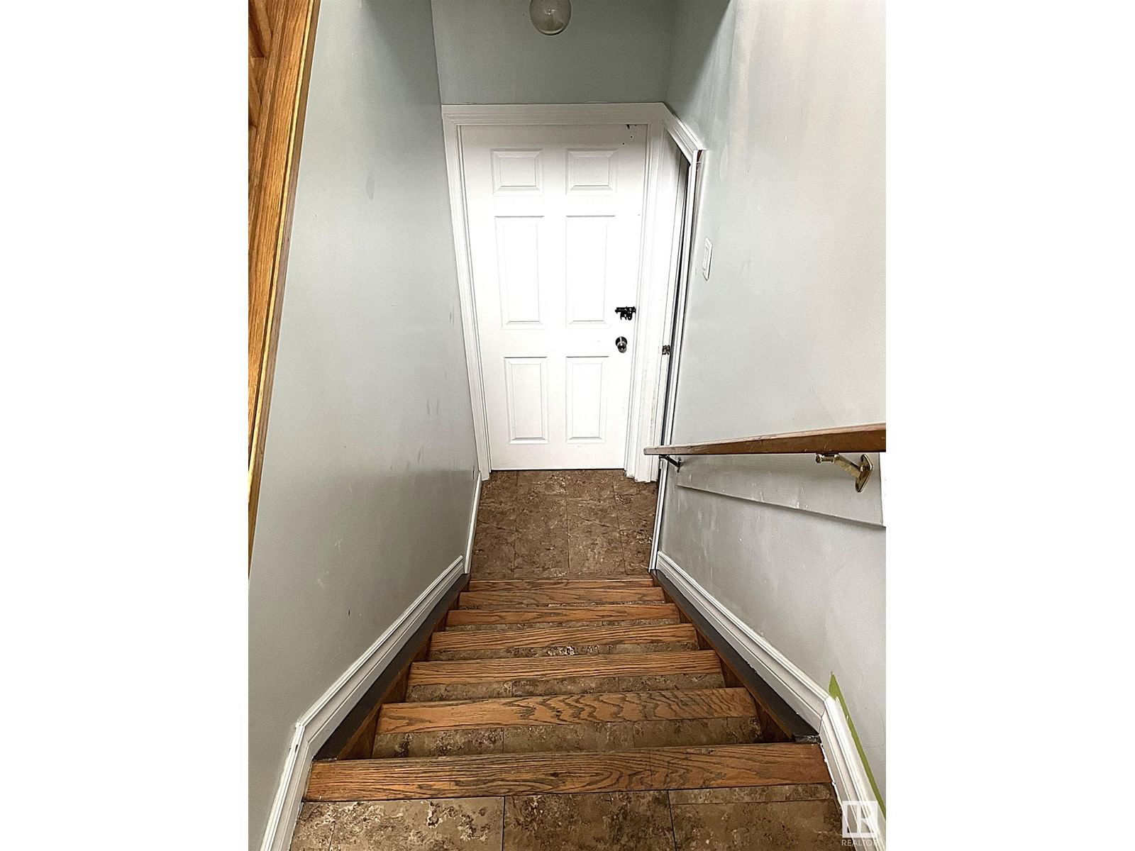 908 Jordan Cr Edmonton, Alberta