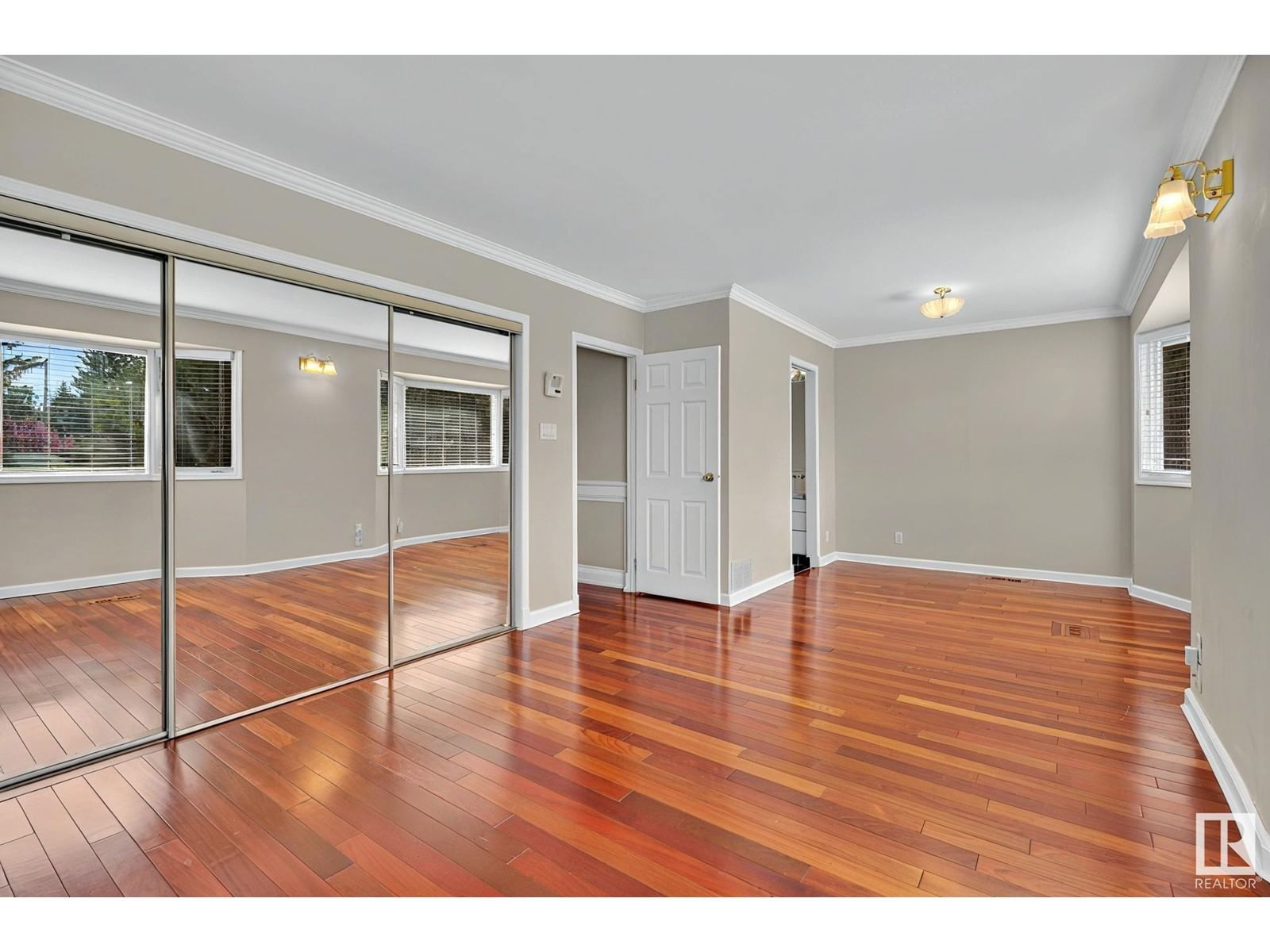 NW - 7608 143A ST Image 24