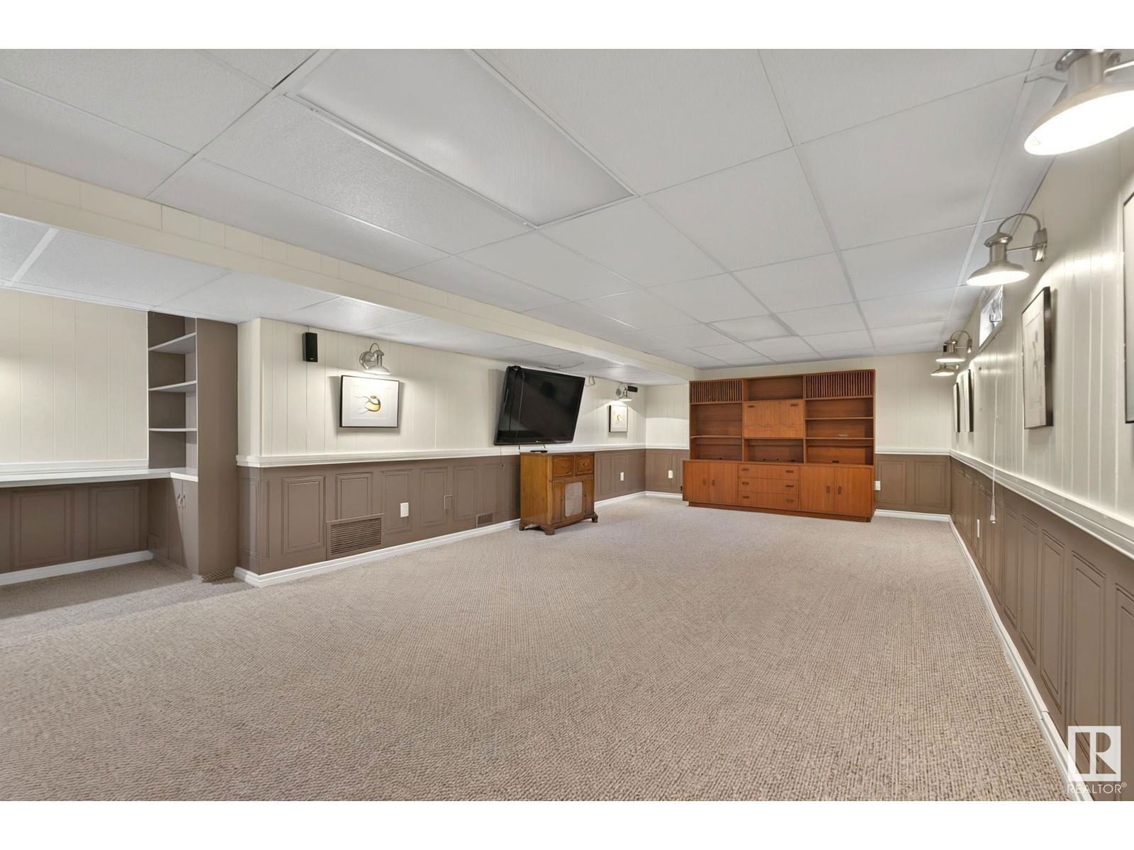 NW - 7608 143A ST Image 35