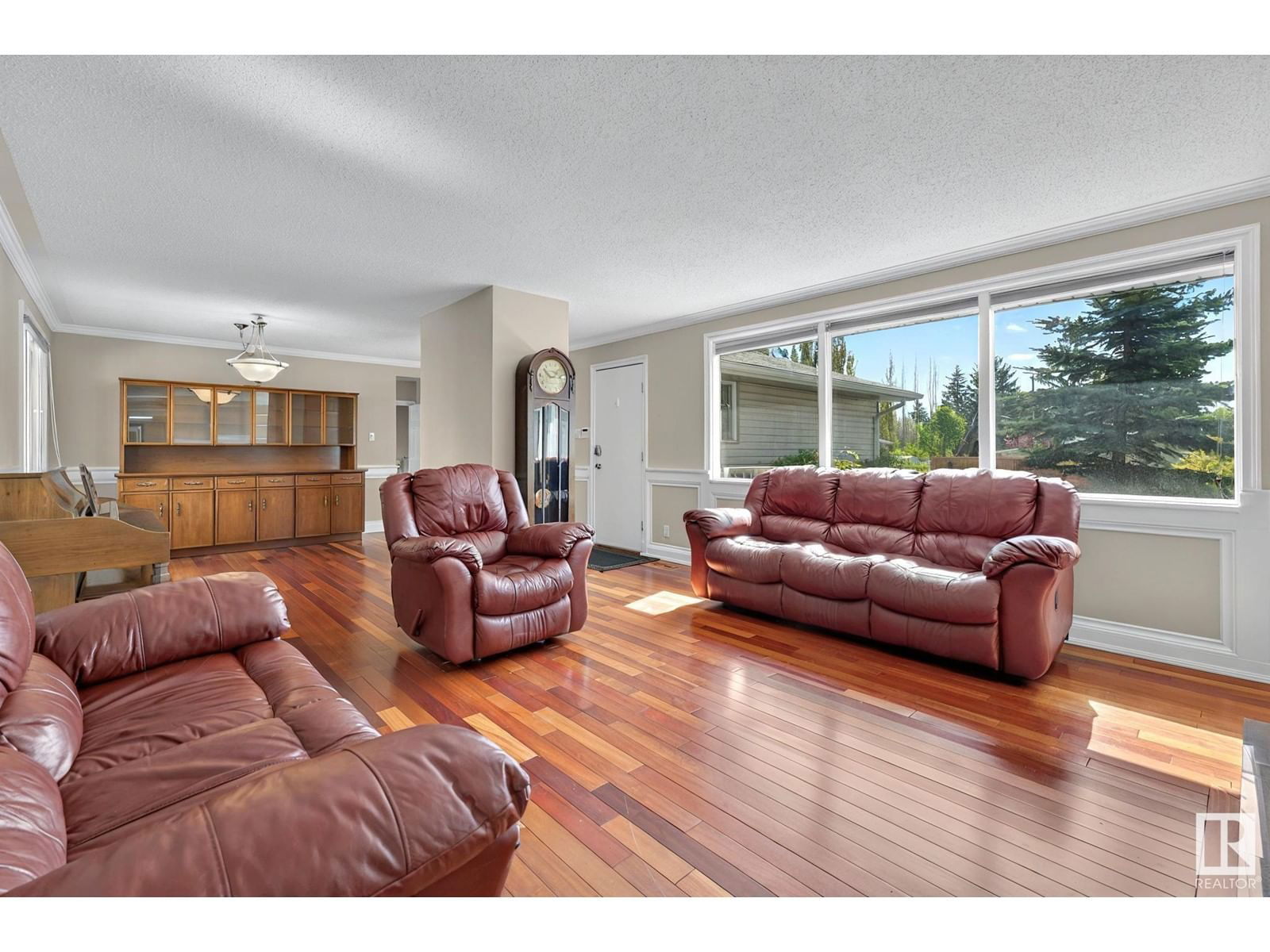 NW - 7608 143A ST Image 6
