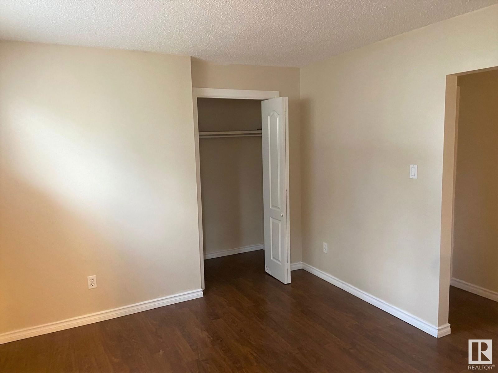 NW - 8741 152 ST Image 17