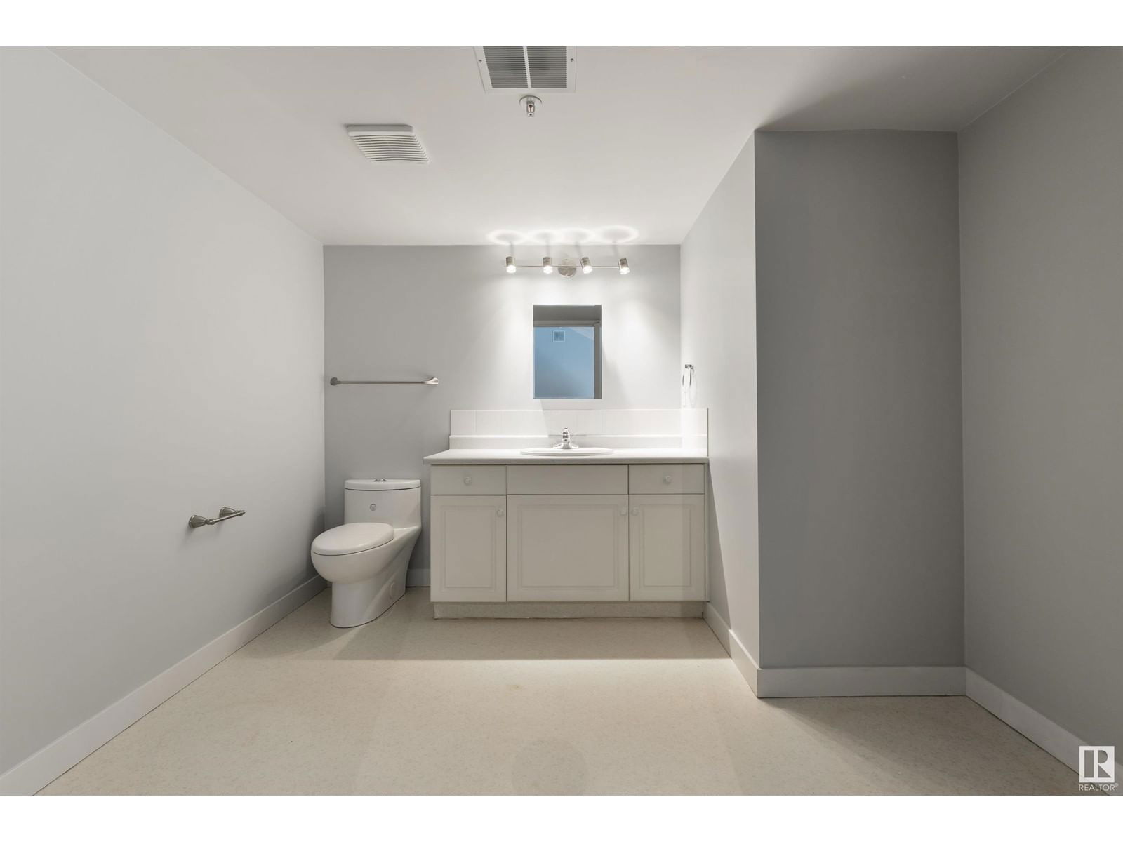 #409 - 10153 117 ST Image 21