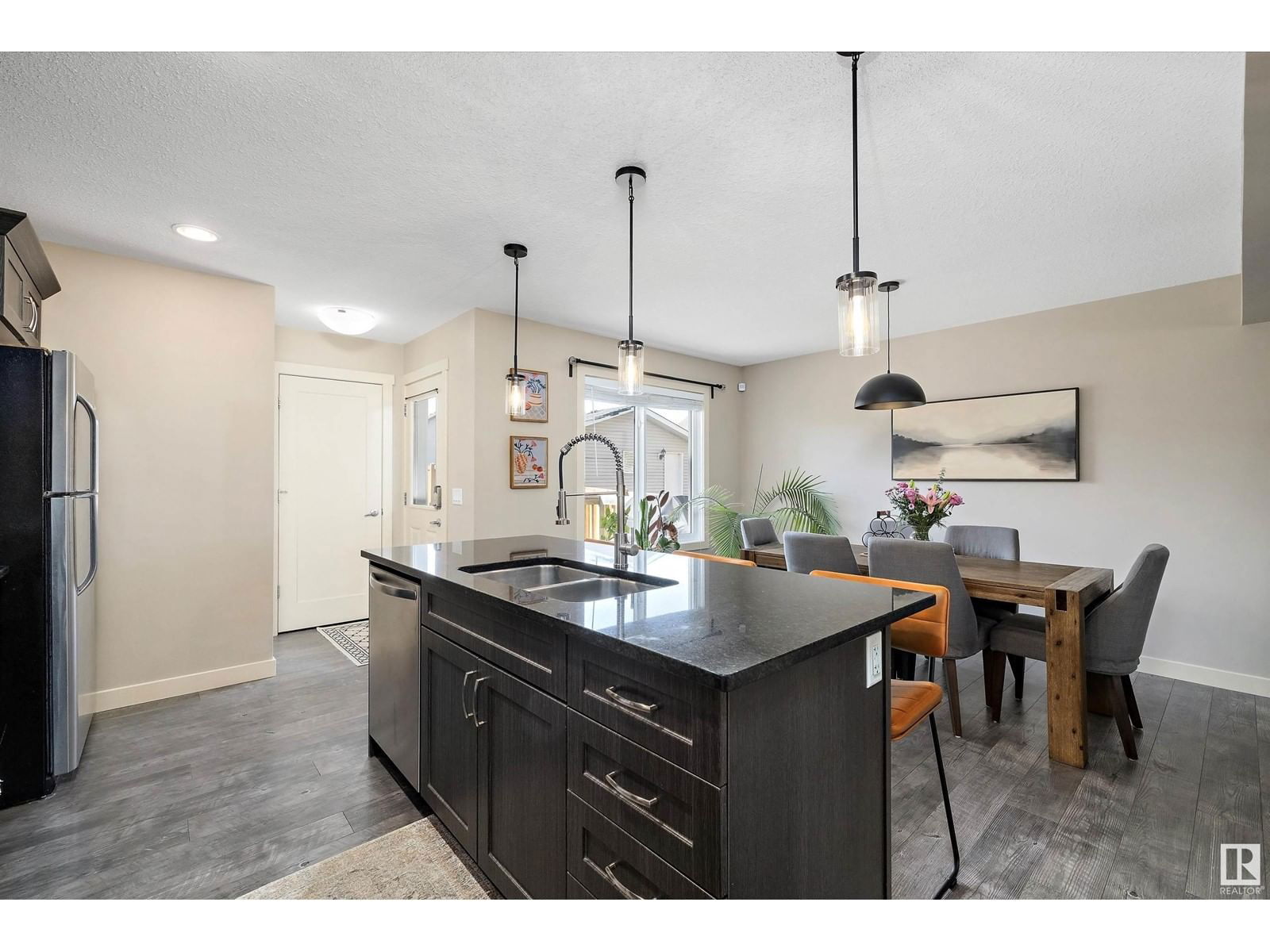 2130 Glenridding Wy Edmonton, Alberta