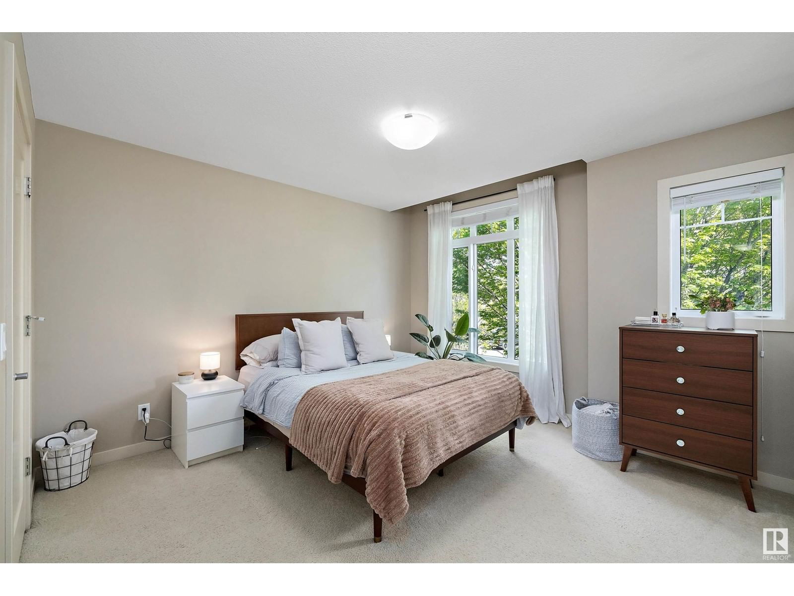 2130 Glenridding Wy Edmonton, Alberta